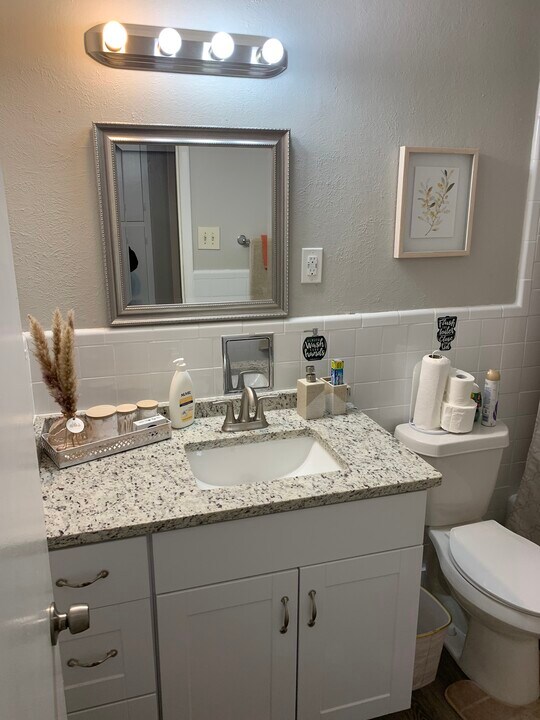 1129 W Tucker Blvd in Arlington, TX - Building Photo