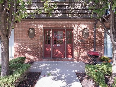 3726 Locust St, Unit 7