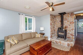 807 N Ann St in Columbia, MO - Building Photo - Building Photo