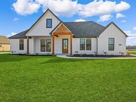 420 Olde Towne Rd in Paradise, TX - Building Photo