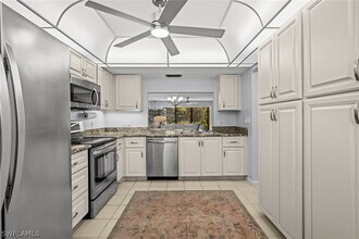 500 Misty Pines Cir in Naples, FL - Building Photo - Building Photo