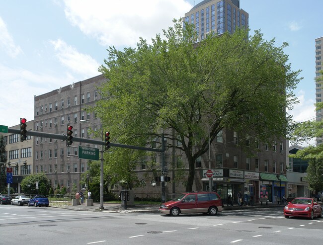 1 S Broadway