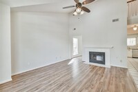 3414 Kings Mountain Dr in Houston, TX - Building Photo - Building Photo