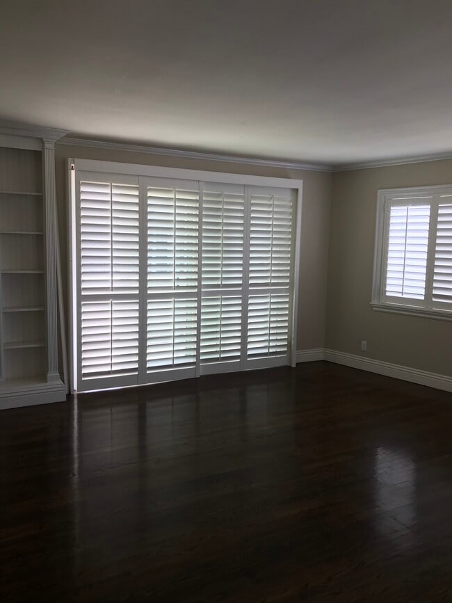 property at 1570 Via Capri