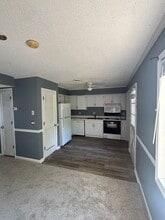 1200 Cactus Ave in Columbia, SC - Building Photo - Building Photo