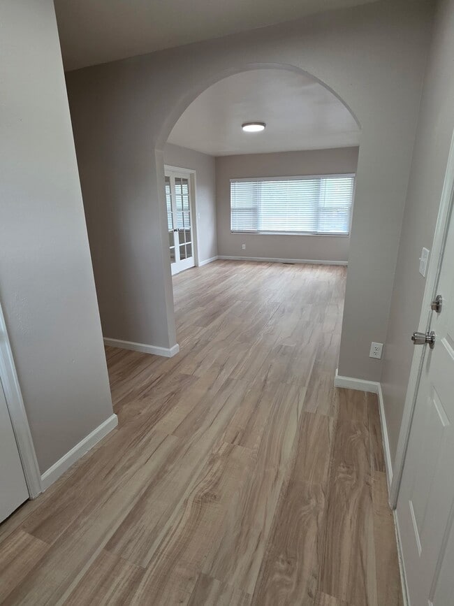 property at 7405 Ralston Rd