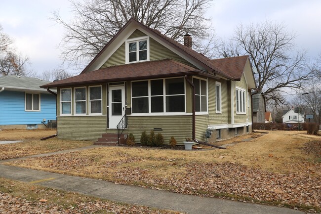 322 Gratton St in Burlington, IA - Building Photo - Building Photo