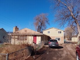 417 N Hollywood St in Fort Collins, CO - Building Photo