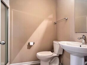 3332 Decker Ridge Dr in Indianapolis, IN - Building Photo - Building Photo