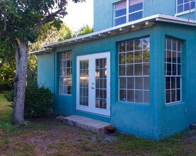 382 Ellamar Rd in West Palm Beach, FL - Building Photo - Building Photo