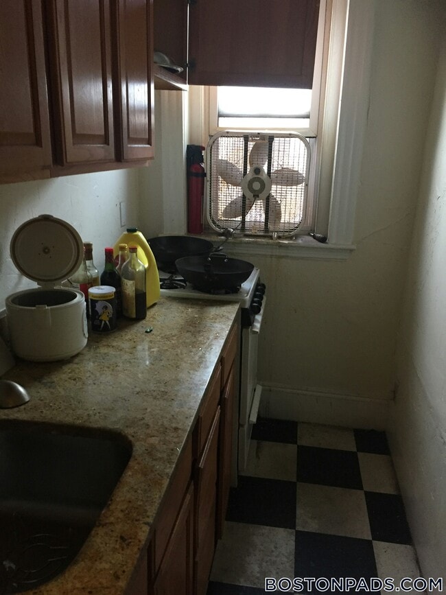 204 Hemenway St in Boston, MA - Building Photo - Building Photo