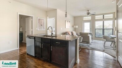 715 W Slaughter Ln in Austin, TX - Building Photo - Building Photo