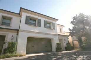 125 Full Sun in Irvine, CA - Building Photo