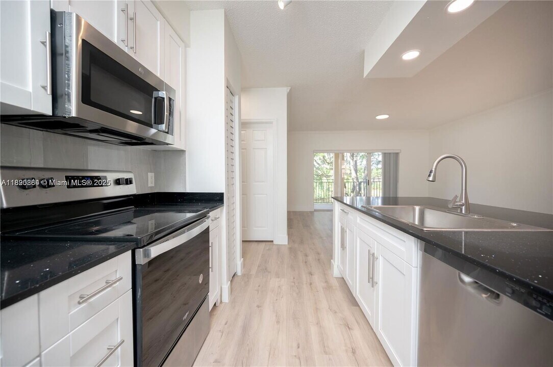 2406 Centergate Dr in Miramar, FL - Building Photo