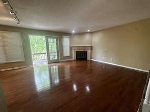 3503 Lakeside Ct in Somerset, KY - Building Photo - Building Photo