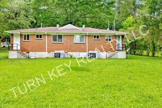 521 Crumly Chapel Rd in Birmingham, AL - Building Photo - Building Photo