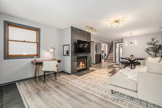 112 S 37th St, Unit Ste 1122 Apt 2 in Omaha, NE - Foto de edificio - Building Photo