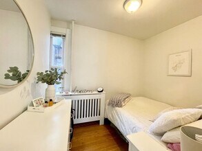 24 Anderson St, Unit 5 in Boston, MA - Building Photo - Building Photo