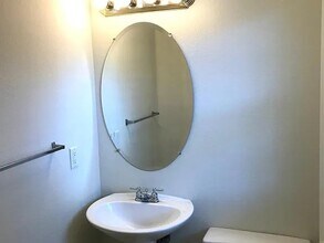 15587 Ronconi Dr in San Lorenzo, CA - Building Photo - Building Photo