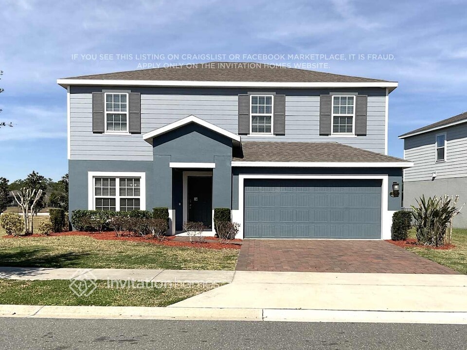 1630 Chelsea Manor Cir in DeLand, FL - Building Photo