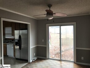 1003 Ikes Rd in Taylors, SC - Building Photo - Building Photo