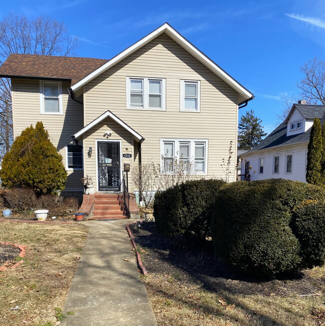 property at 4310 Ridgewood Ave