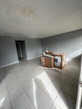 403 NW 32nd Ct, Unit 206 in Pompano Beach, FL - Foto de edificio - Building Photo