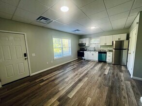 975 Dugan St in Huntington, WV - Building Photo - Building Photo