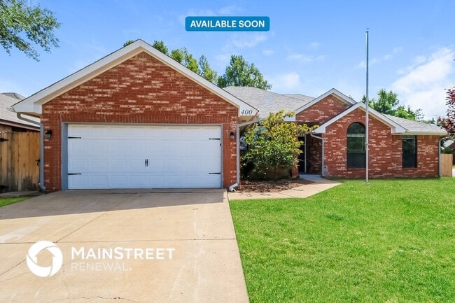 400 Julie's Trail Cir