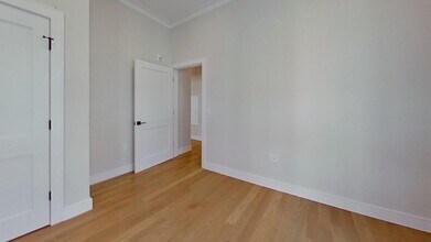 19 Highgate St, Unit 103 in Boston, MA - Building Photo - Building Photo