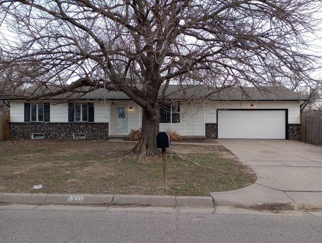 property at 1321 W 45th St S