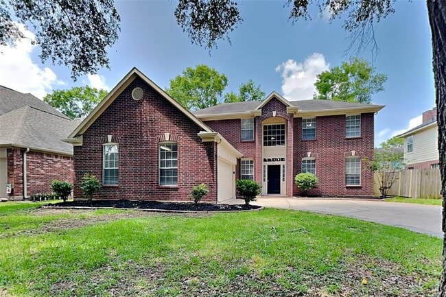 property at 819 Hyacinth Pl