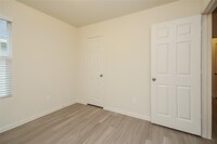 2426 Gibbs Bend Ct photo'