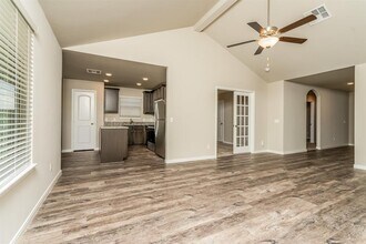 901 NW 6th St in Newcastle, OK - Building Photo - Building Photo