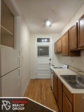 633 W Cornelia Ave, Unit #C628.5-N1 in Chicago, IL - Building Photo - Building Photo