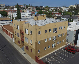 450 S Benton Way in Los Angeles, CA - Building Photo - Building Photo