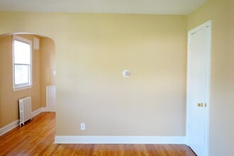 8105 Greenwood Ave in Takoma Park, MD - Building Photo - Building Photo