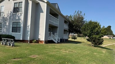 Victoria Park of Edmond in Edmond, OK - Building Photo - Building Photo