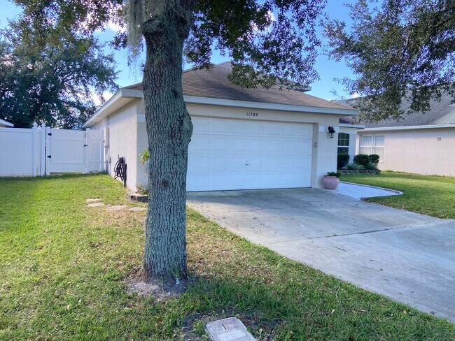 11729 Hatcher Cir in Orlando, FL - Building Photo - Building Photo