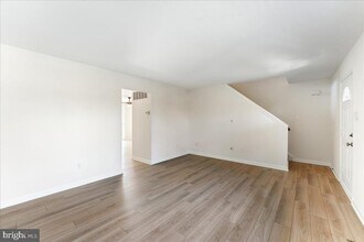 317 N Olive St in Media, PA - Building Photo - Building Photo