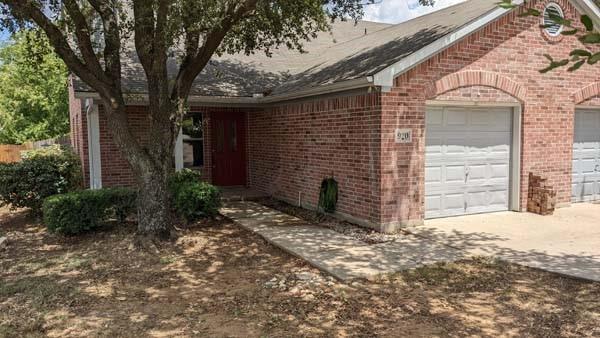 property at 920 Sierra Vista Ct