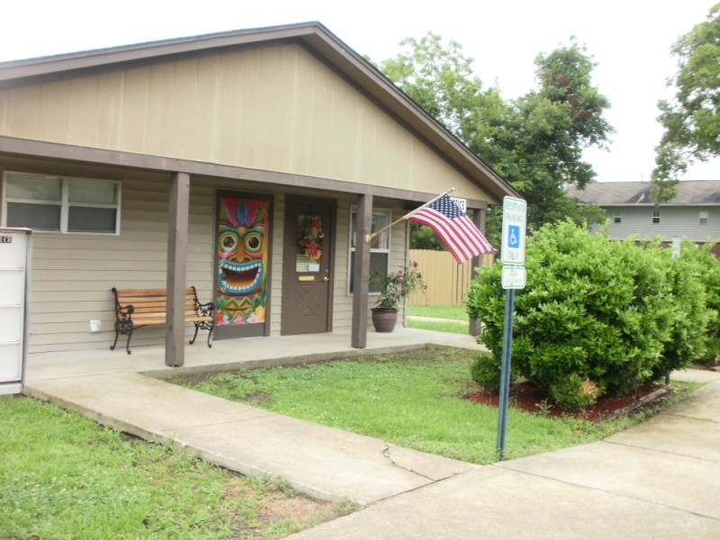 Kings Place Apartment Homes in Thibodaux, LA - Building Photo