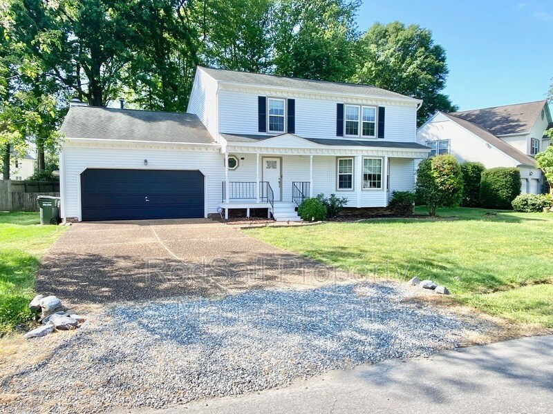 203 Monty Manor in Yorktown, VA - Building Photo