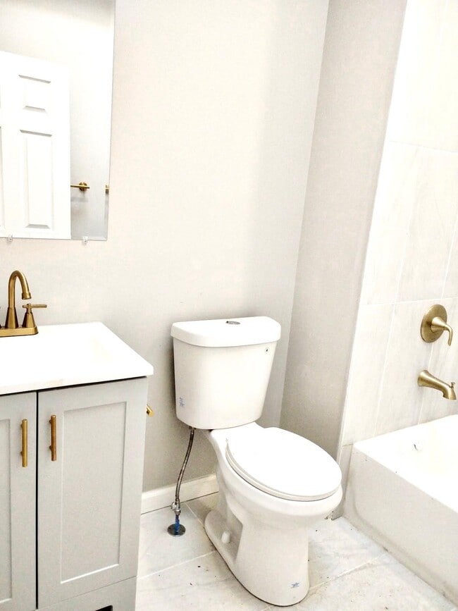 1420 S 28th St in Philadelphia, PA - Foto de edificio - Building Photo