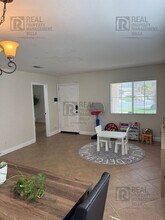23727 Cathedral Peak Rd in Canyon Lake, CA - Building Photo - Building Photo