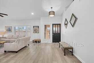 10198 E San Salvador Dr in Scottsdale, AZ - Building Photo - Building Photo