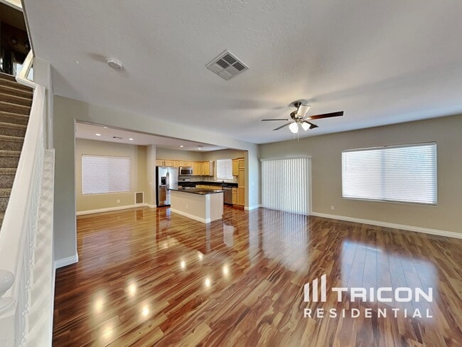8081 Celina Hills St in Las Vegas, NV - Building Photo - Building Photo