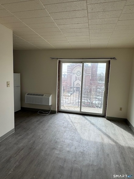 1575 Boston Ave, Unit C5 in Bridgeport, CT - Foto de edificio - Building Photo