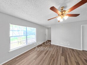 4067 Enchanted Sun in San Antonio, TX - Building Photo - Building Photo