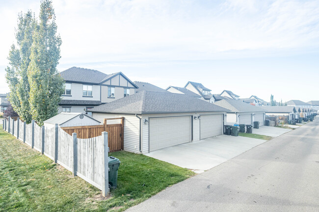 54 Greenbury Blvd in Spruce Grove, AB - Building Photo - Building Photo